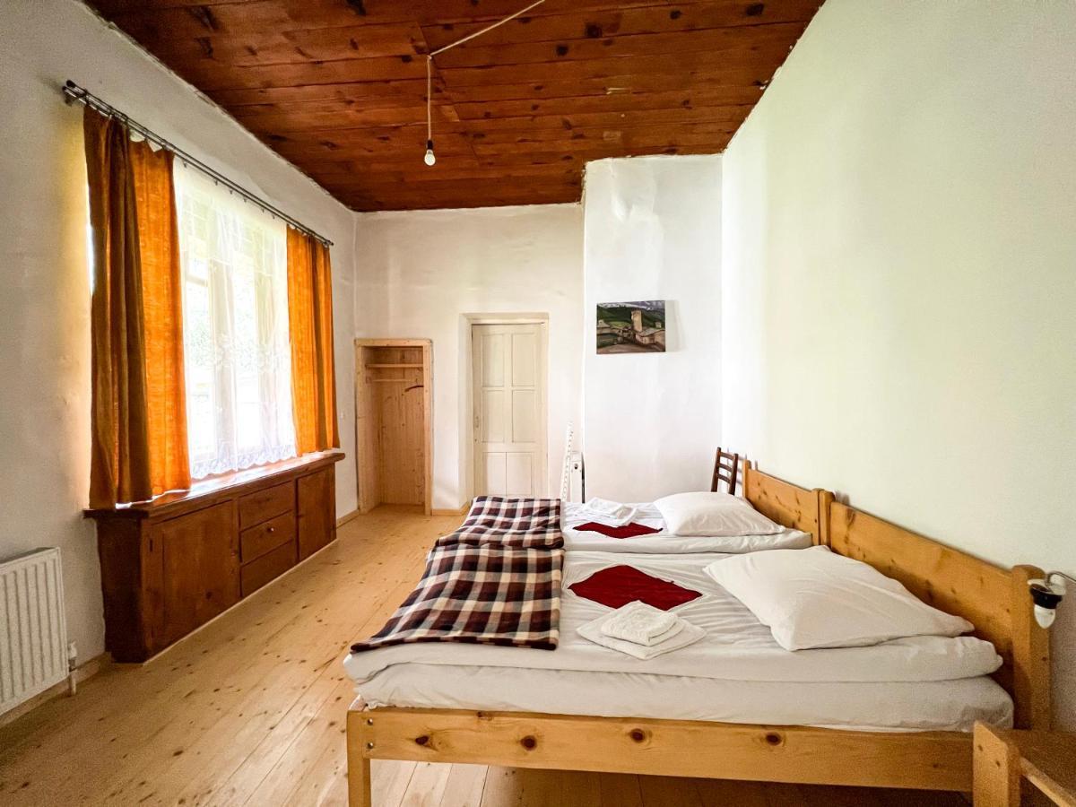 Guest House Svan-Ski Mestia Exterior photo