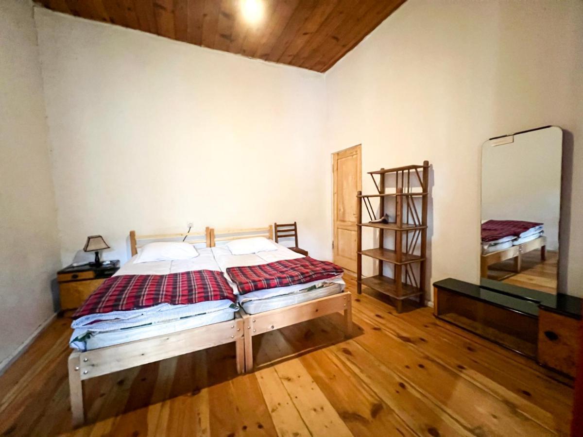 Guest House Svan-Ski Mestia Exterior photo